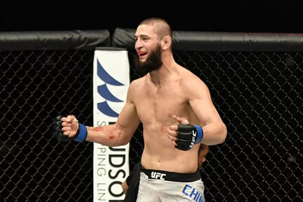 Чимаев добился улучшения условий контракта с UFC